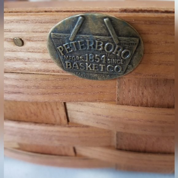 Peterboro Basket Company 1854 breadbasket. Collectible - Picture 2 of 9